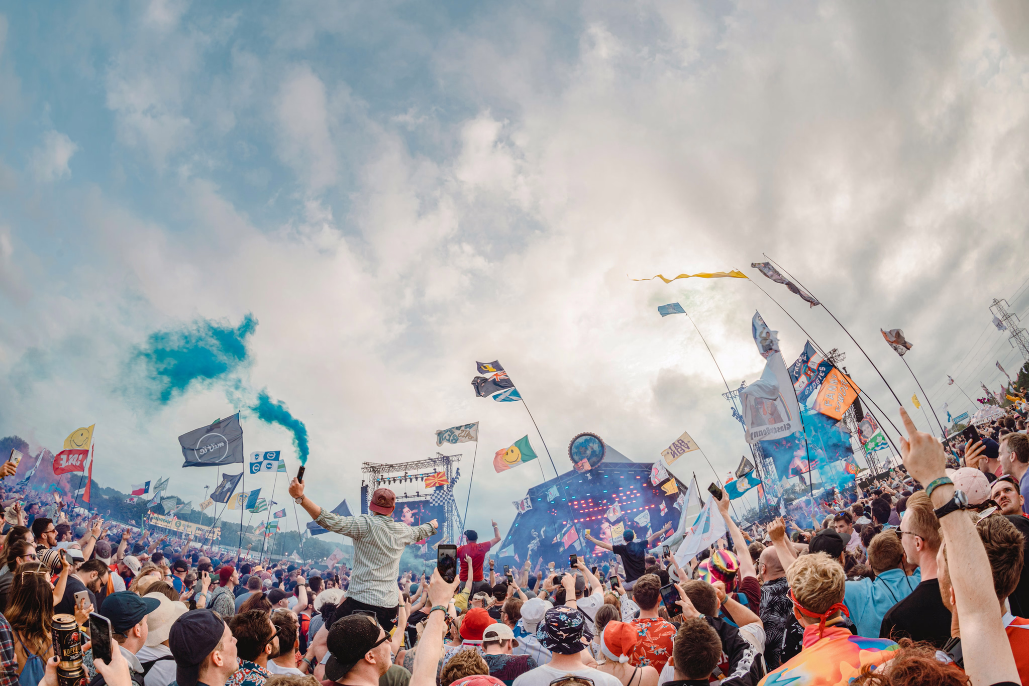 오프비트 MODEST MONSTER GLASTONBURY